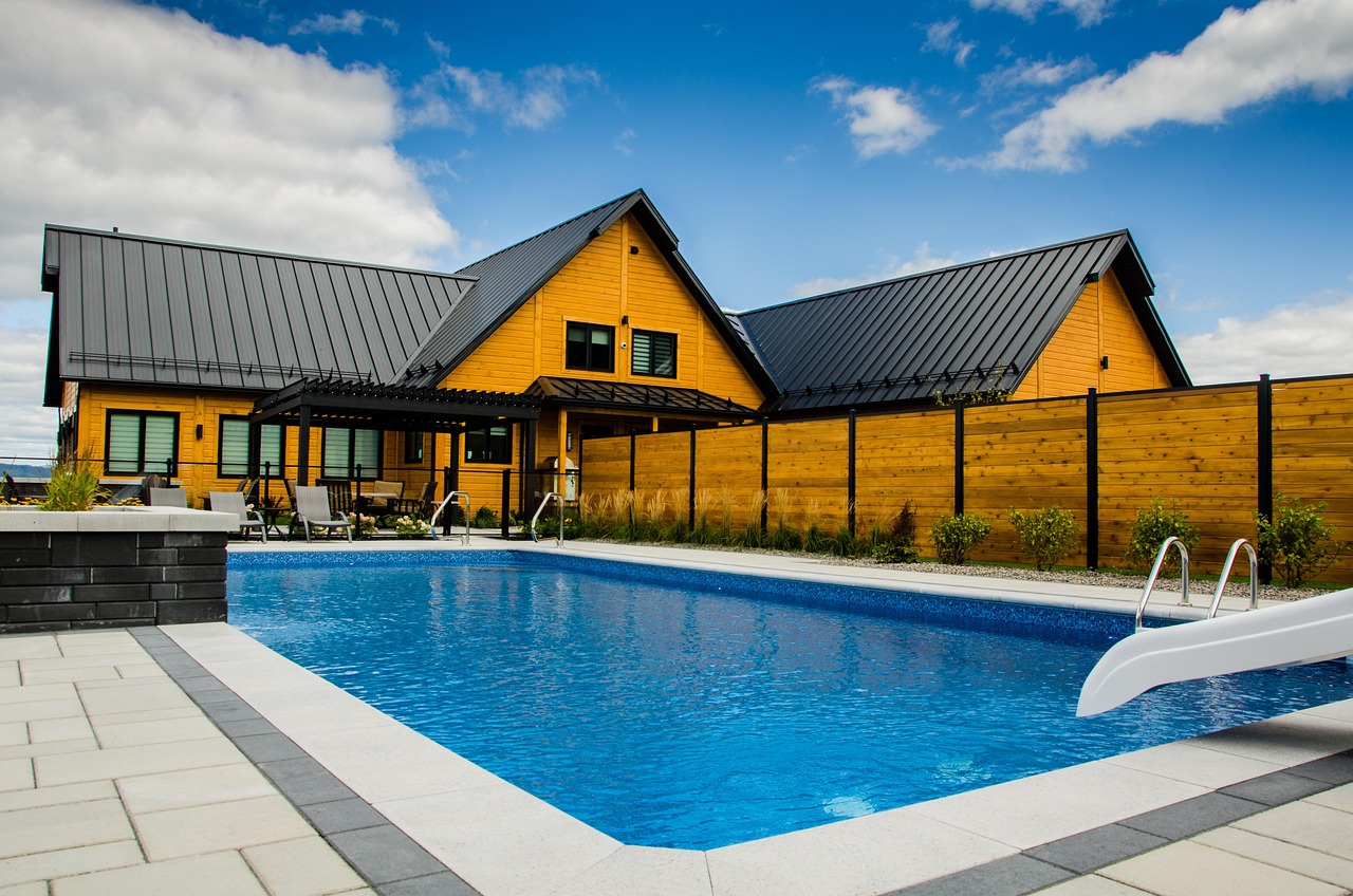 pool construction luxury